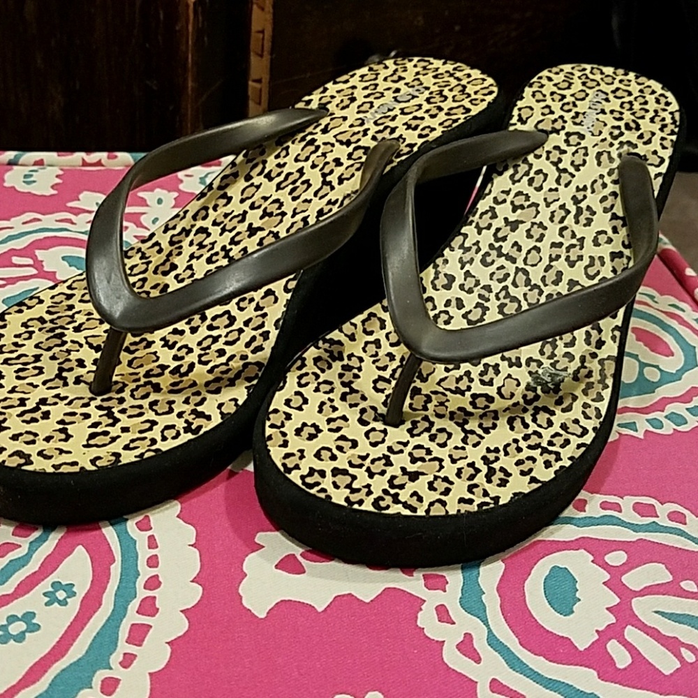 Old Navy platform sandals